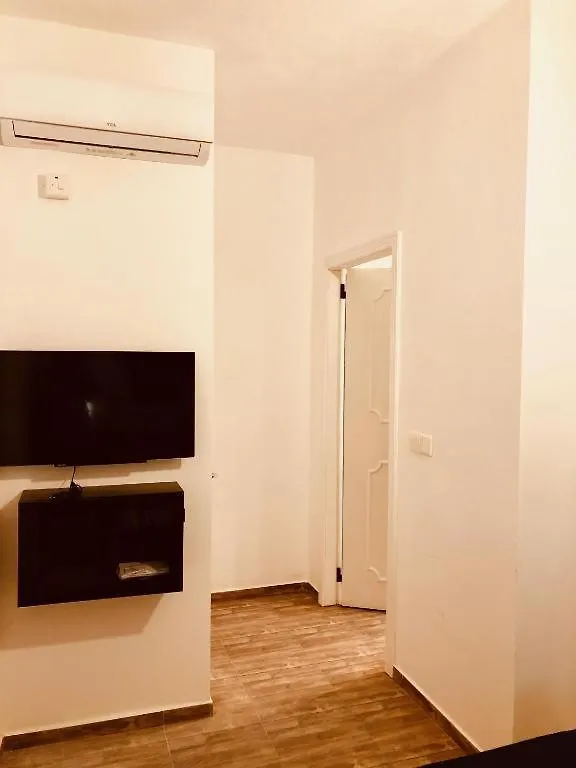 Homestay Nautilus Apartment Sliema
